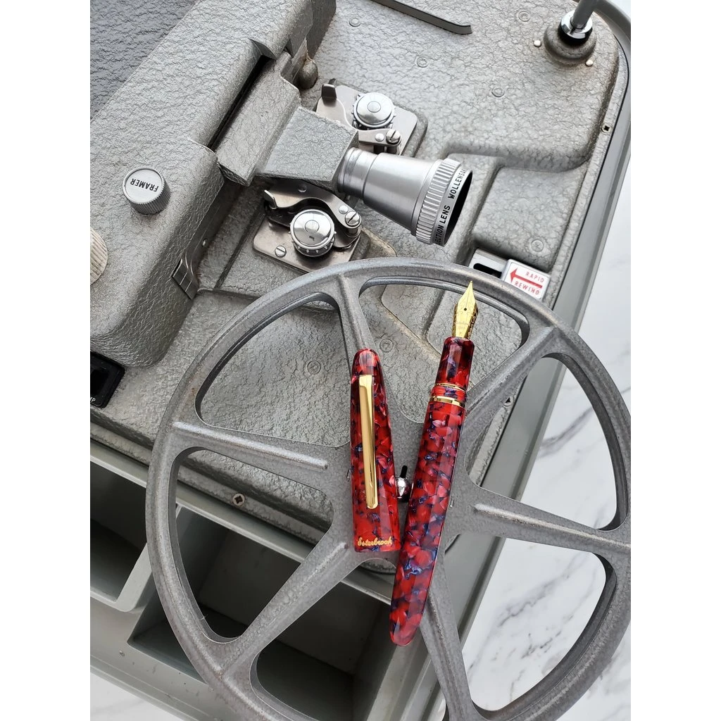 Esterbrook Estie Scarlet Gold Fountain Pen Medium 3 Esterbrook Estie Scarlet Gold Fountain Pen Medium - Image 3