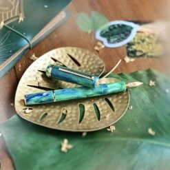 Esterbrook JR Pocket Beleza Gold Trim Fountain Pen -Stationery Shop esterbrook esterbrook jr pocket beleza gold trim f 2