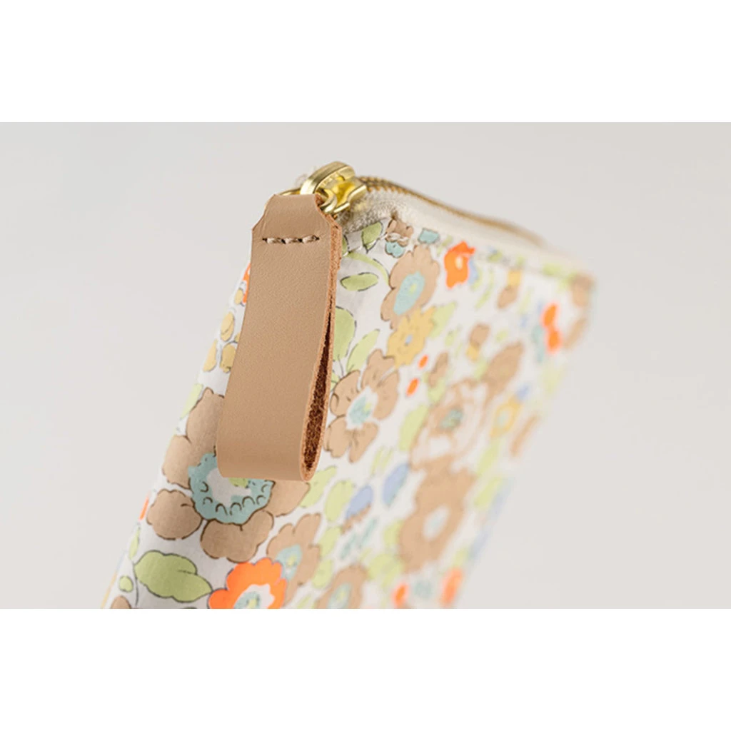 Hobonichi Techo Liberty Fabrics: Betsy (Neon Beige) Weeks Cover 6 Hobonichi Techo Liberty Fabrics: Betsy (Neon Beige) Weeks Cover - Image 6