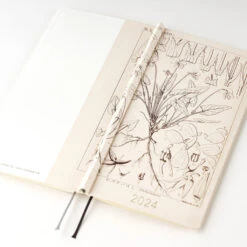 [sold Out] Tomitaro Makino: Shihai Sumire Weeks 2024 Hobonichi Techo -Stationery Shop hobonichi sold out tomitaro makino shihai sumire w 5