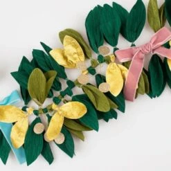 Meri-Meri Paper Festive Foliage Garland -Stationery Shop meri meri paper festive foliage garland 2