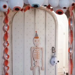 Meri-Meri Vintage Giant Halloween Jointed Skeletons 5 Meri-Meri Vintage Giant Halloween Jointed Skeletons -Stationery Shop meri meri vintage giant halloween jointed skeleton 2