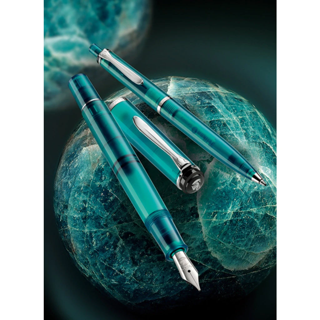 Pelikan M205 Apatite Fountain Pen 2 Pelikan M205 Apatite Fountain Pen - Image 2