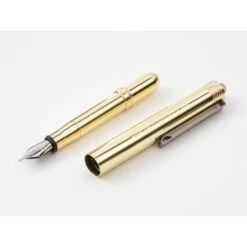 Traveler's Company Brass Fountain Pen -Stationery Shop travelers company travelers company brass fountain 3