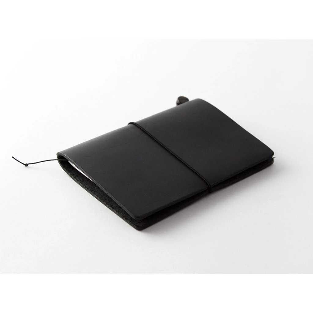 Traveler's Notebook Black Passport 3 Traveler's Notebook Black Passport - Image 3
