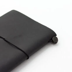Traveler's Notebook Black Passport 14 Traveler's Notebook Black Passport -Stationery Shop travelers company travelers notebook black passpor 4