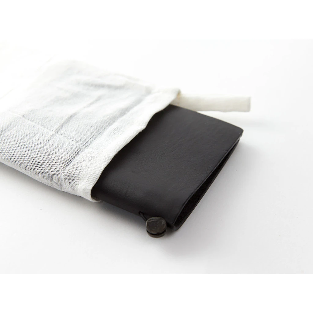 Traveler's Notebook Black Passport 8 Traveler's Notebook Black Passport - Image 8